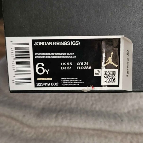 Jordan 6 Rings - Picture 5 of 5
